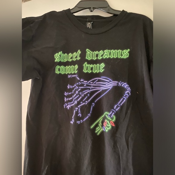 Little Whip Sweet Dreams T-Shirt - Picture 3 of 4